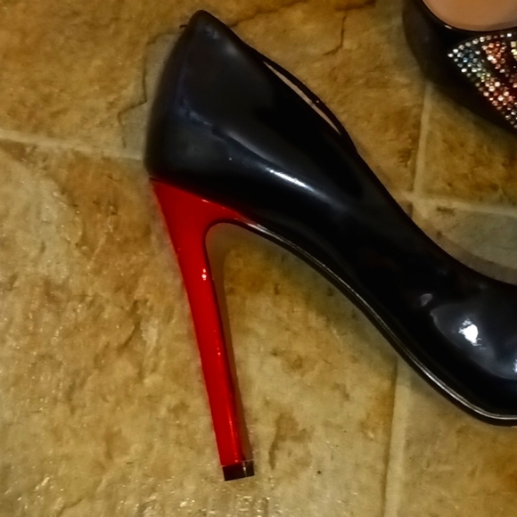 COPY - Betsey Johnson Heels - Picture 3 of 8